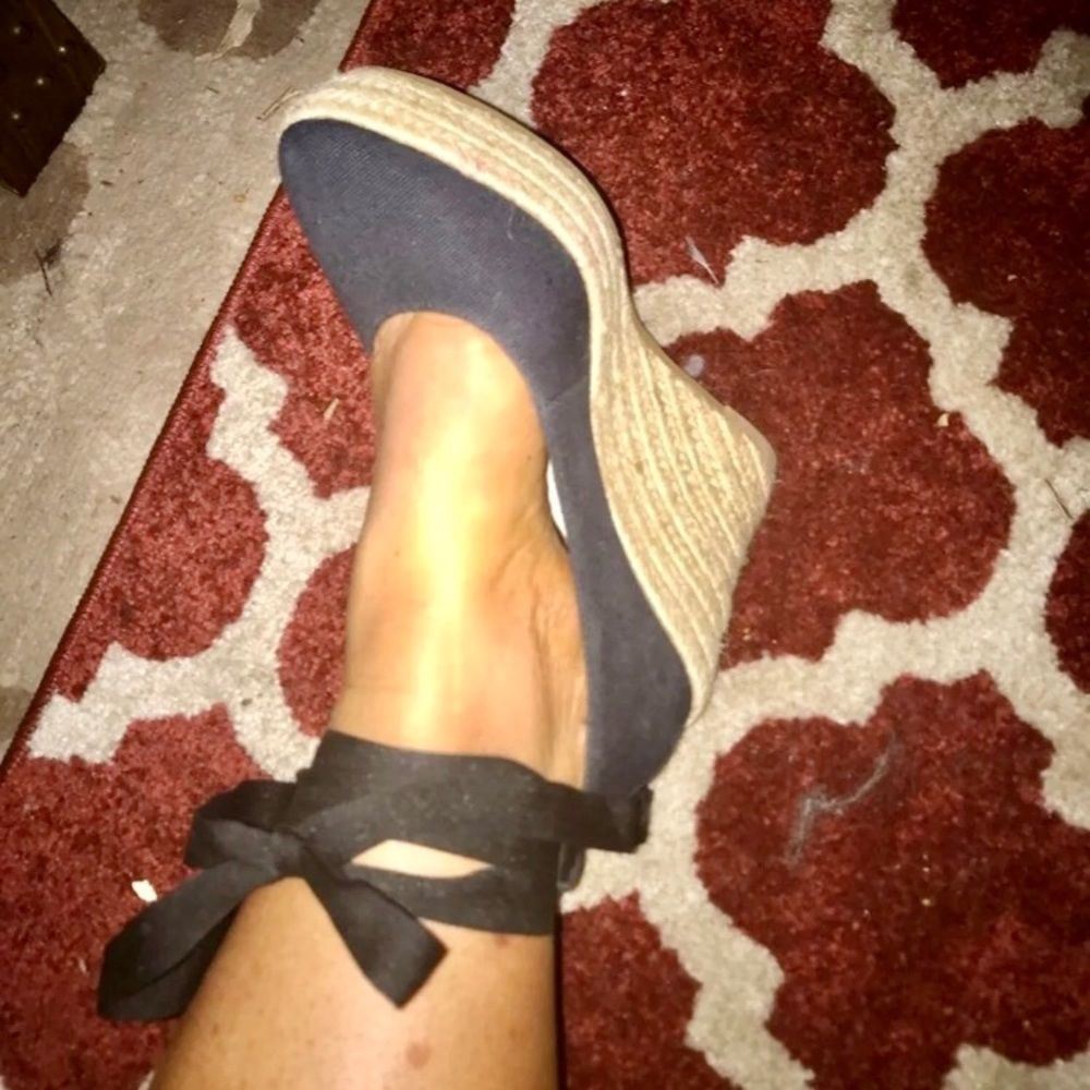 GIANNI BINI BLACK LACE UP CANVAS WEDGES